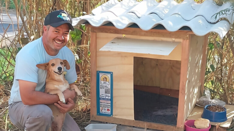 THIS TRUCK DRIVER SPENT THREE YEARS TEACHING HIMSELF CARPENTRY SO HE COULD BUILD 1,700 FREE SHELTERS FOR STRAY DOGS AND CATS