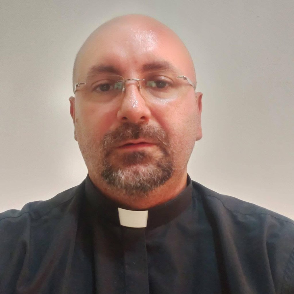 Falling Crucifix Kills Priest During Livestreamed Mass